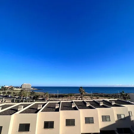 شقة Seafront Medano Marina View *